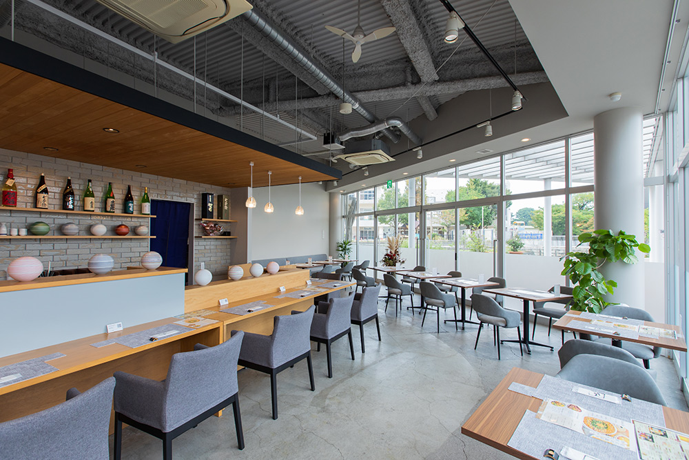 Cafe&Bal和瑚の店内の様子